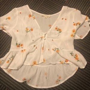 Flowered PacSun crop top! New never worn